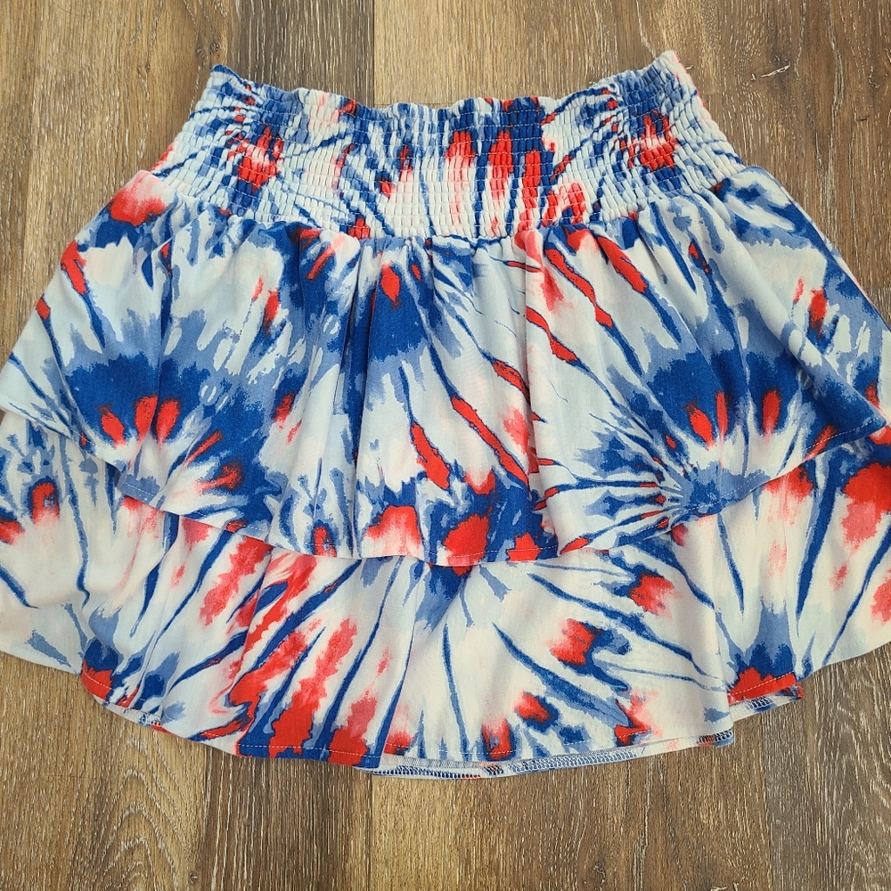 crown & ivy White Blue Red Tie-Dye Ruffled Mini Skirt